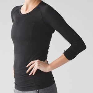 Lululemon swiftly long sleeve  black sz 6